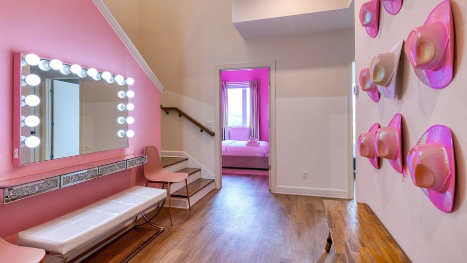Star-worthy vanity for getting ready for it.
