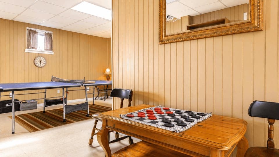 Recreation room.