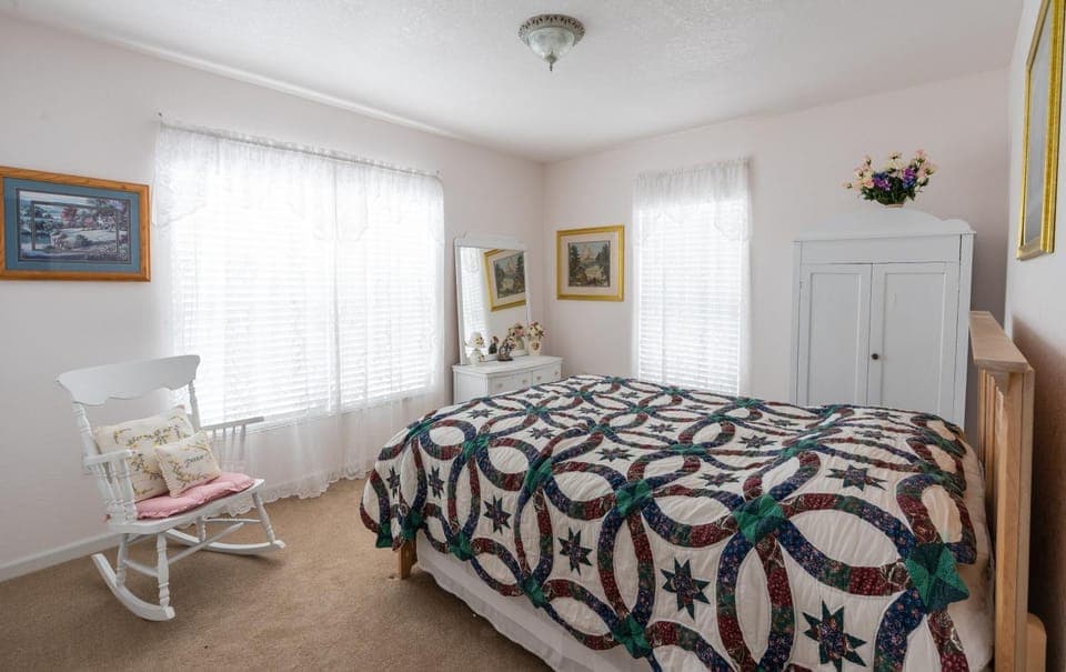 Bedroom