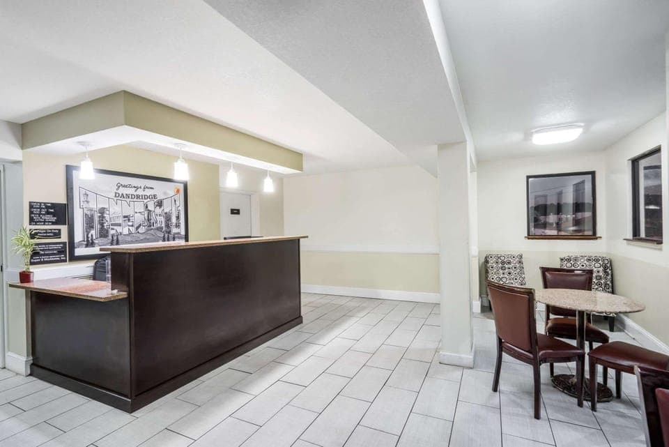Lobby or reception, On site