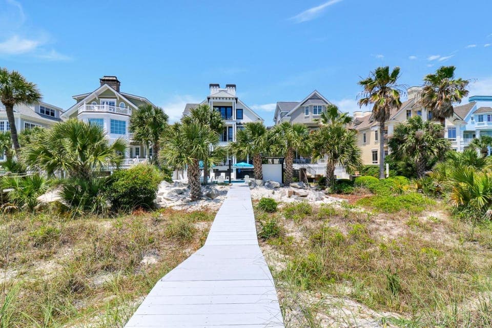9 Guscio Way House in North Forest Beach