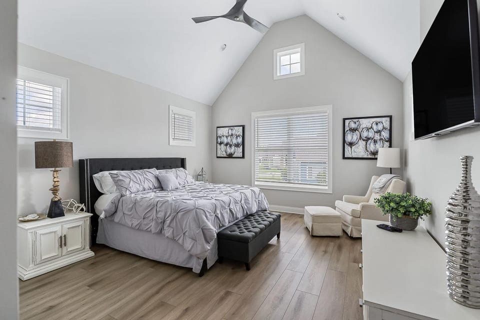 Bed, Bedroom
