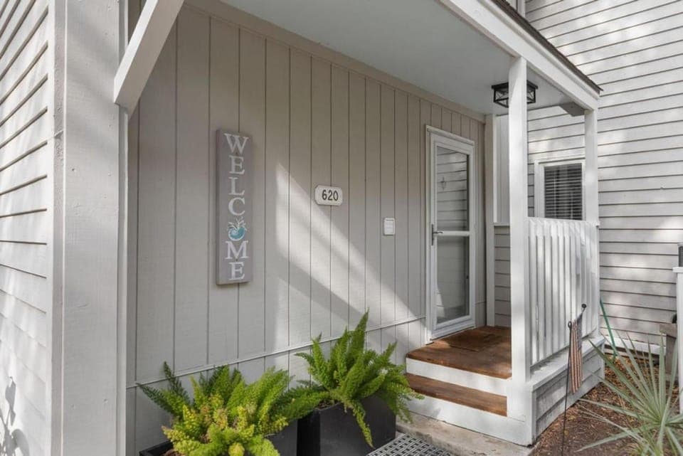 620 Shadowwood House in Seabrook Island