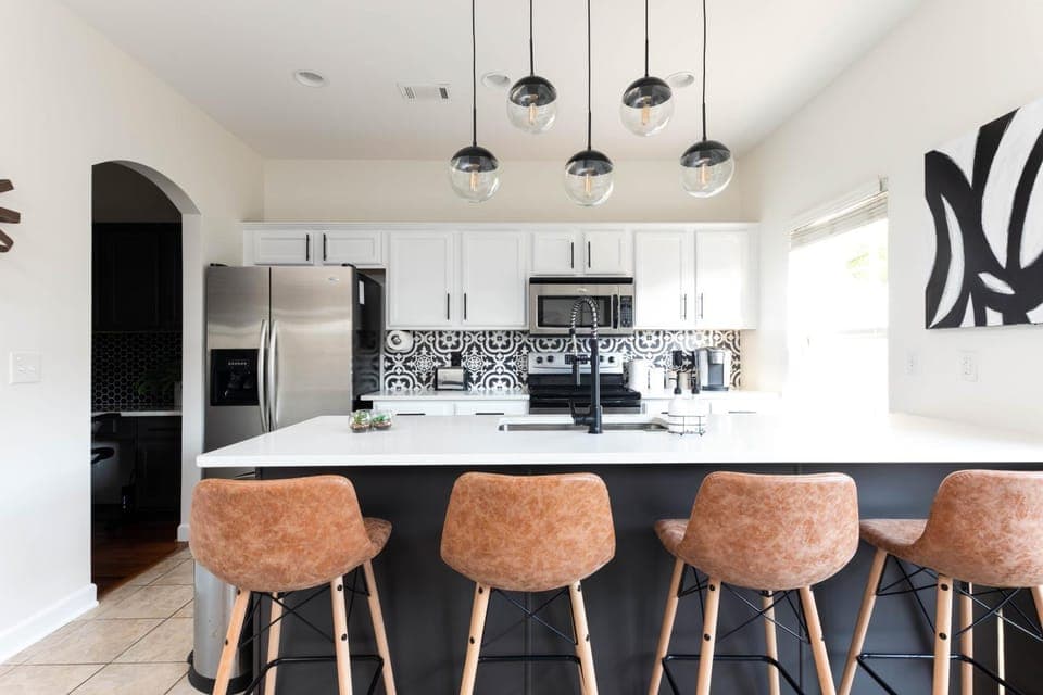 Kitchen or kitchenette, Dining area, dishwasher, minibar, pet friendly, stove
