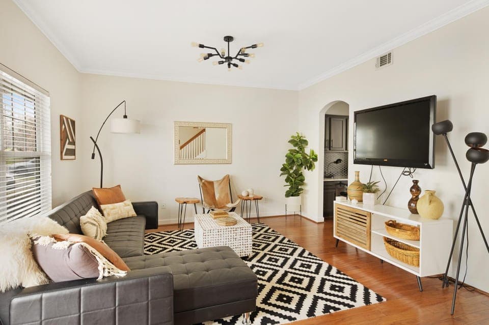Communal lounge/ TV room, TV and multimedia, Living room, Seating area