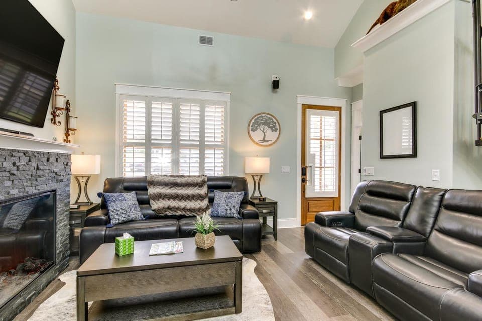 Greenwood Getaway w/ Furnished Patio & Lake View House in Lake Greenwood
