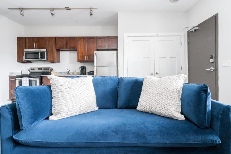 CozySuites Music Row Elegant 1BR in Nashville! 15 Apartment in Music Row