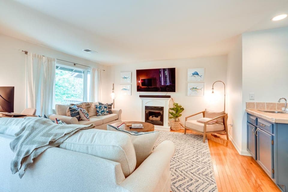 Kiawah Island Vacation Rental: Walk to Beach! House in Kiawah Island