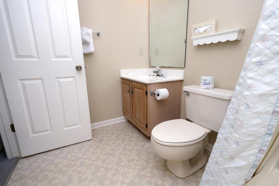 Sip, Stay, Stargaze Emerald Green 2BR 2BA House in Pawleys Island