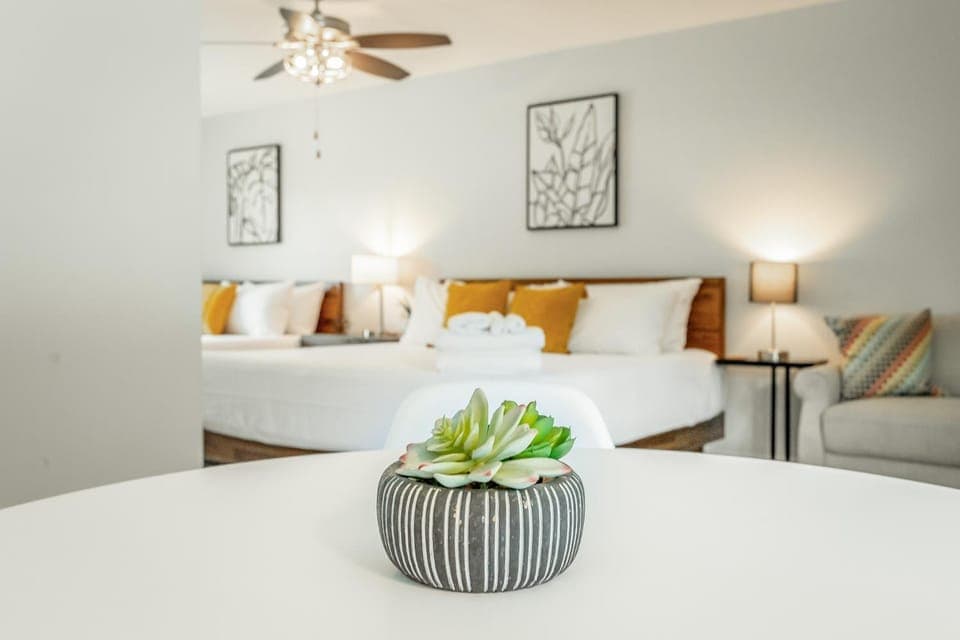 02 The Wright Suite - A PMI Scenic City Vacation Rental Hotel in Chattanooga