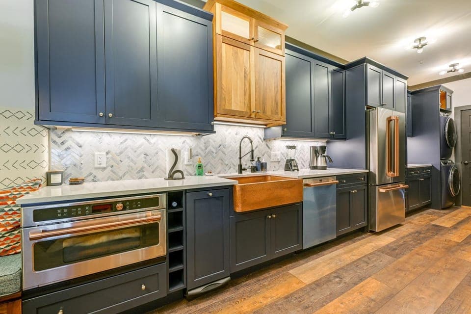 Modern Franklin Studio: Prime Downtown Location! Apartment in Franklin
