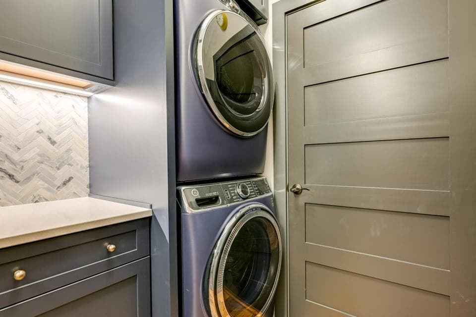 Modern Franklin Studio: Prime Downtown Location! Apartment in Franklin