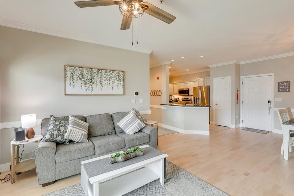 3 Mi to Folly Beach: Condo w/ Pool Access! House in James Island