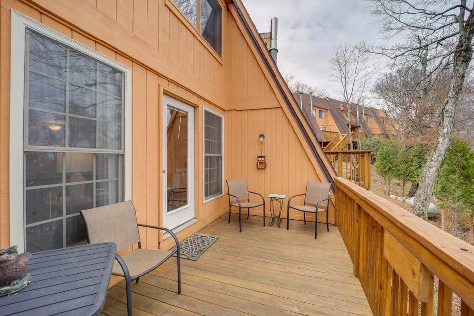 Beech Mountain Condo w/ Community Pool & Game Room House in Beech Mountain