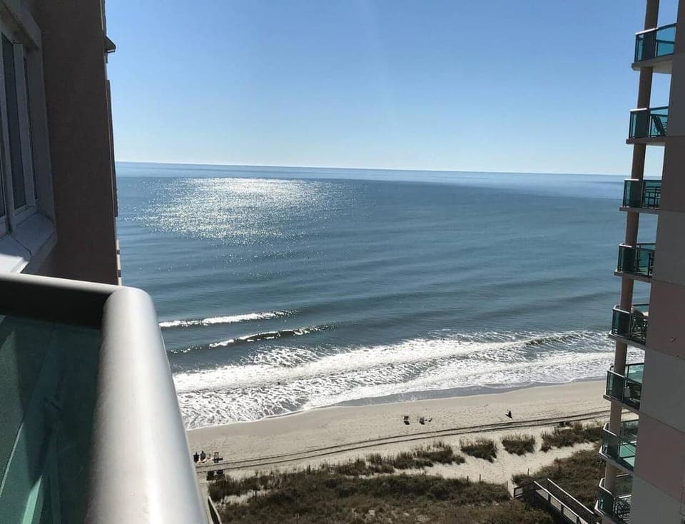 Nearby landmark, Day, Natural landscape, View (from property/room), Balcony/Terrace, Beach, Sea view
