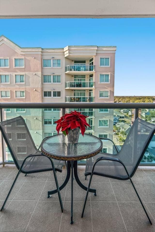 Day, View (from property/room), Balcony/Terrace, Seating area, Dining area