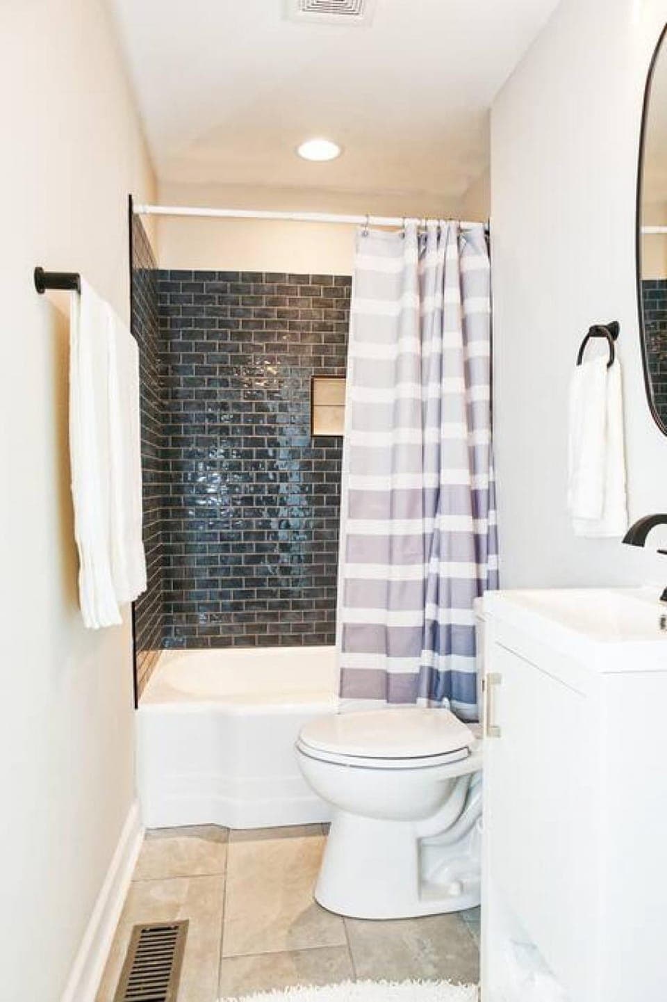 Shower, Toilet, Bathroom, Bath