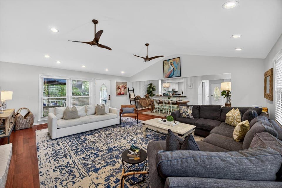 AV3-20: 3 20th Avenue House in Isle of Palms