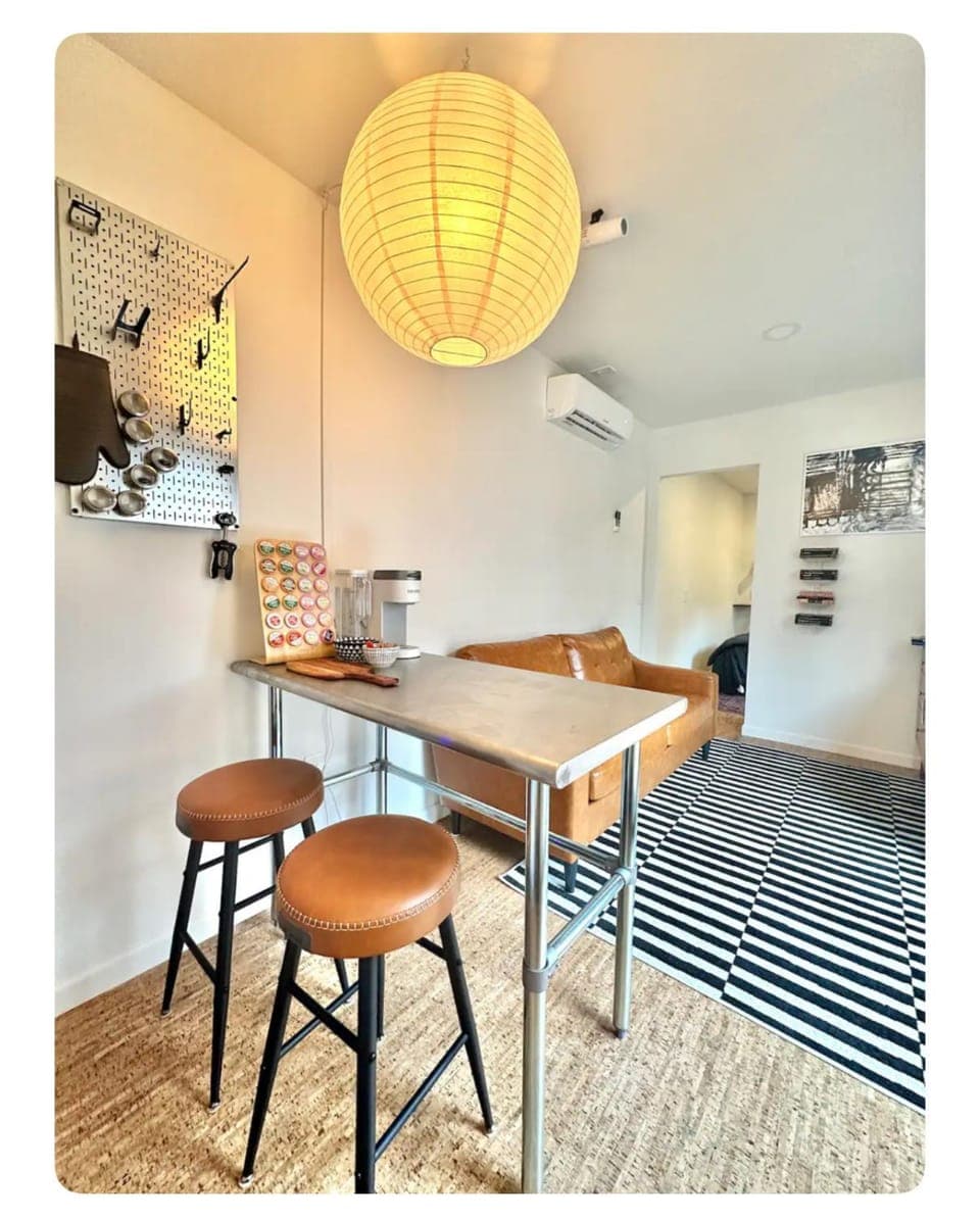 Nomehaus shipping container studio residential neighborhood ATHENS Bed and Breakfast in Athens