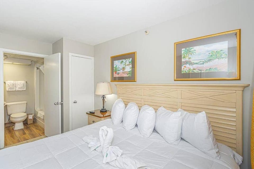 Atlantica 2/2 OF w/wifi, Parking Apartment in Myrtle Beach