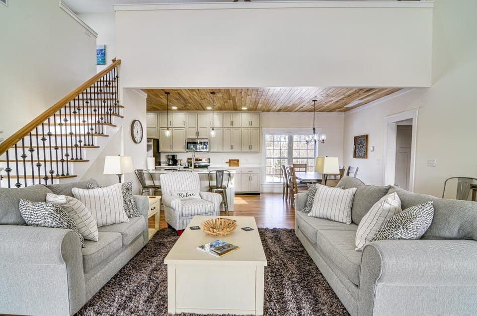 Dale Hollow Cottage w/ Covered Porch & Lake Views! House in Tennessee
