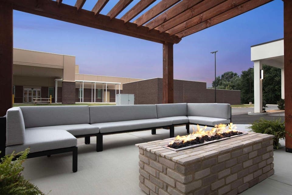 Patio, Garden, Balcony/Terrace