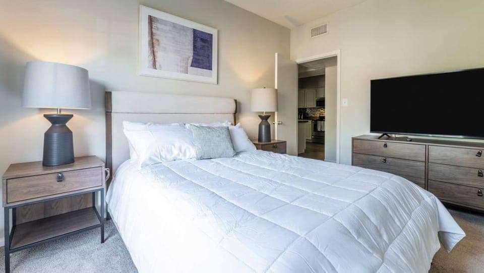 Landing - Modern Apartment with Amazing Amenities (ID7920X70) Apartment in Germantown
