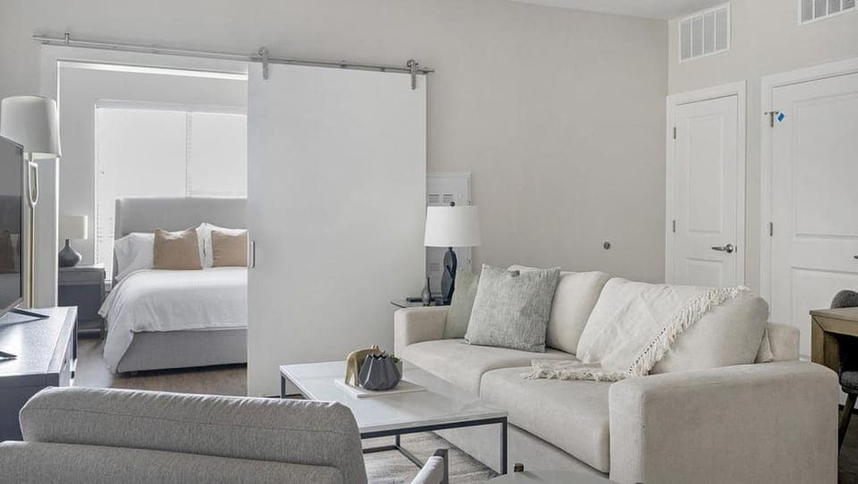 Landing - Modern Apartment with Amazing Amenities (ID9168X02) Apartment in The Gulch