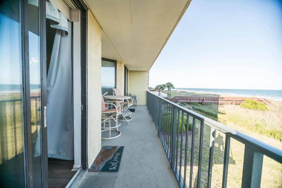 Beach Club I 1F - Oceanfront - Windy Hill Section House in North Myrtle Beach