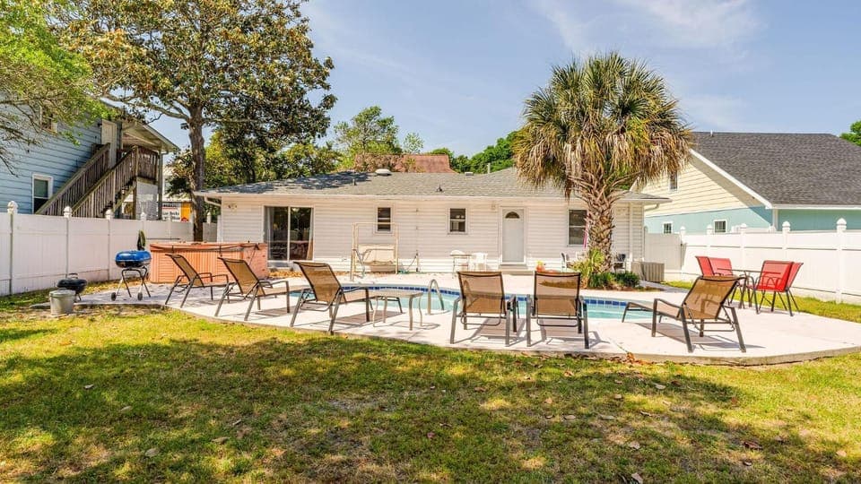 Sea Breeze - 3rd Row - Windy Hill Section House in Atlantic Beach