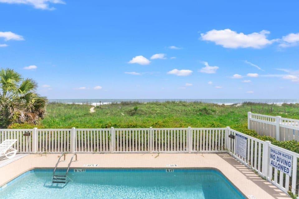 Tradewinds 1B - Oceanfront - Windy Hill Section House in North Myrtle Beach