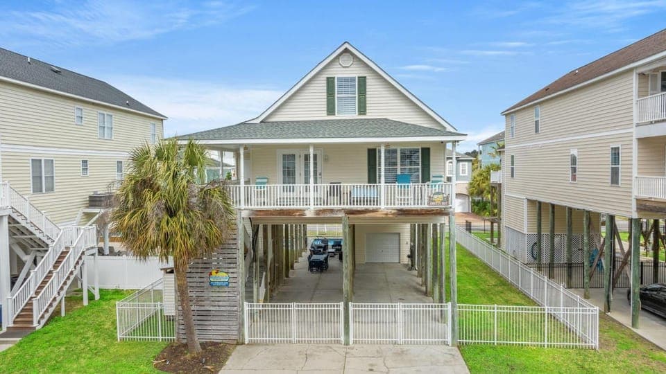 Antigua Breeze - 3rd Row - Windy Hill Section House in North Myrtle Beach