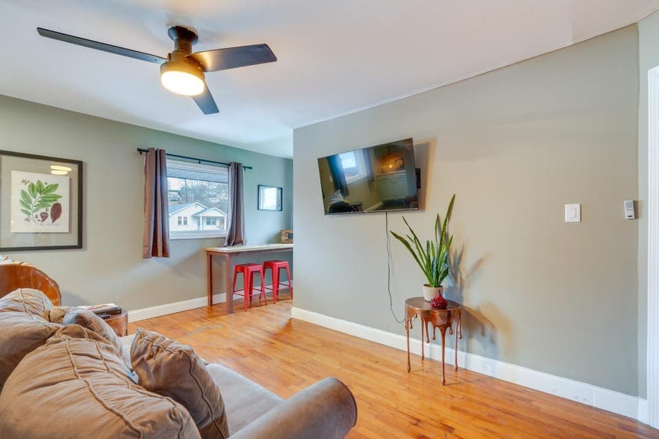 Cozy Kingsport Apartment: Walk to Cidery! Apartment in Kingsport