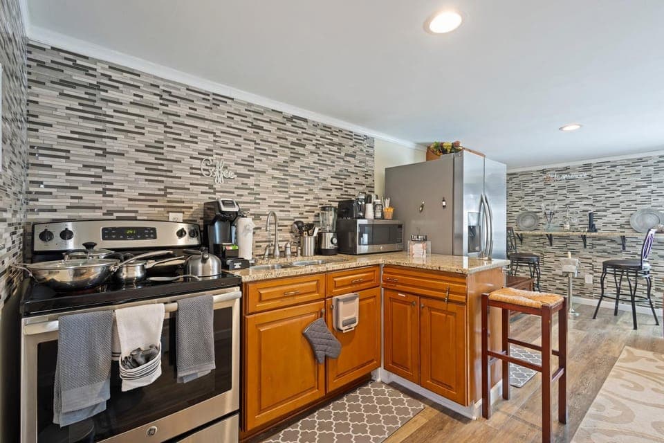 C & N Lodging Apartment in Bluffton
