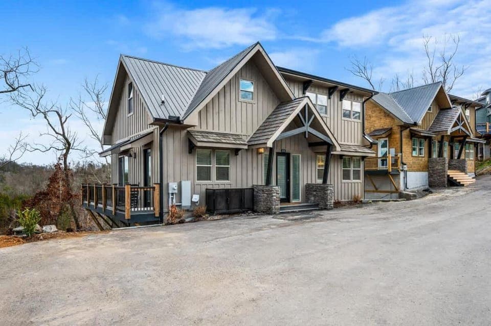 Mountain Lake Escape House in Douglas Lake