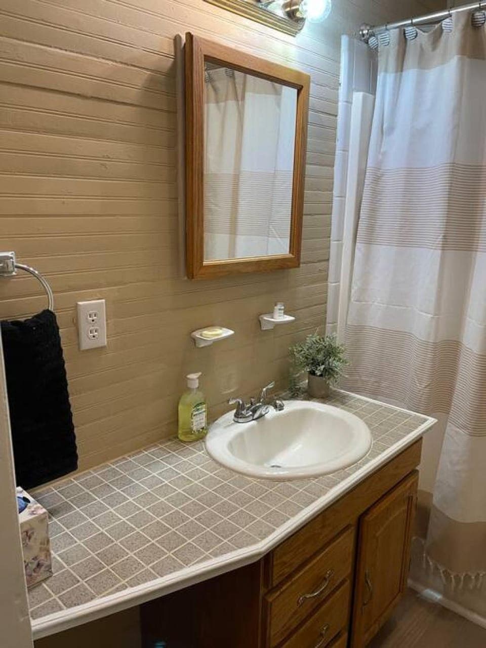 Historic Downtown 3BR, Pet-Friendly, Minutes to Speedway House in Kannapolis