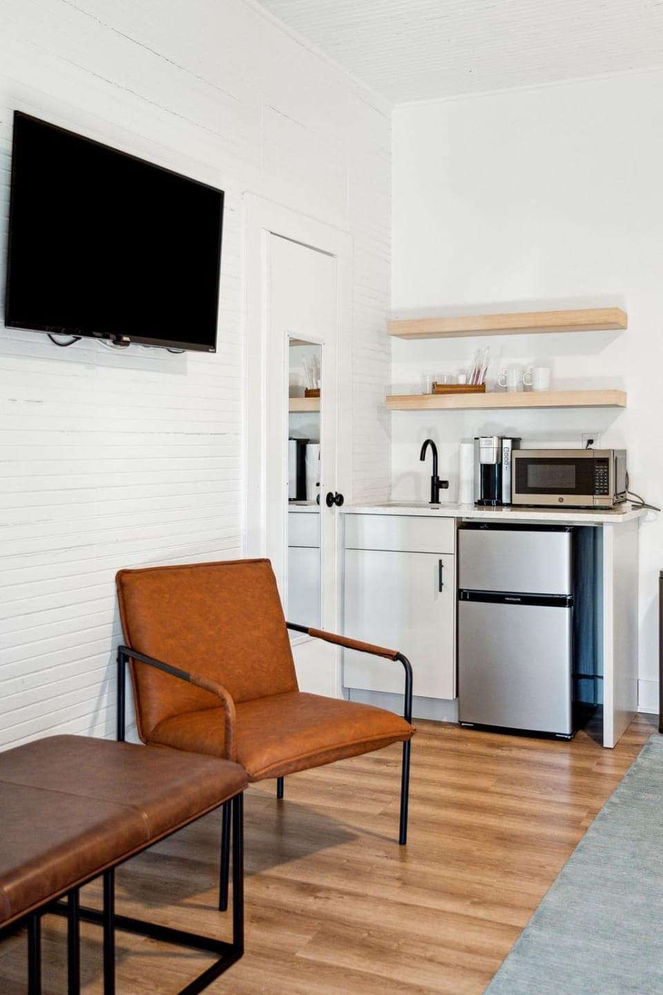TV and multimedia, Kitchen or kitchenette