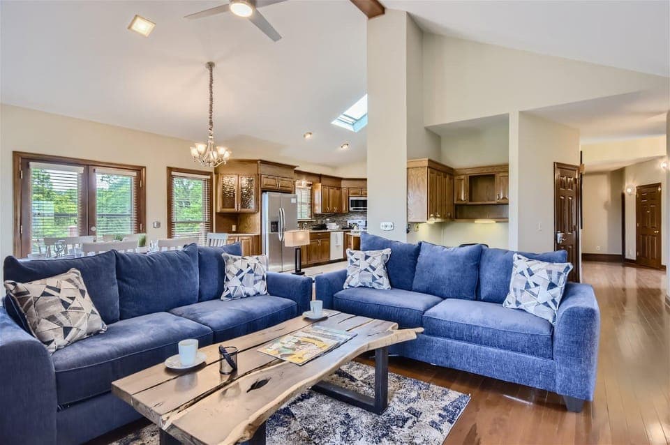 Gorgeous 5 Acre Estate Near Nashville! - F2 House in Franklin