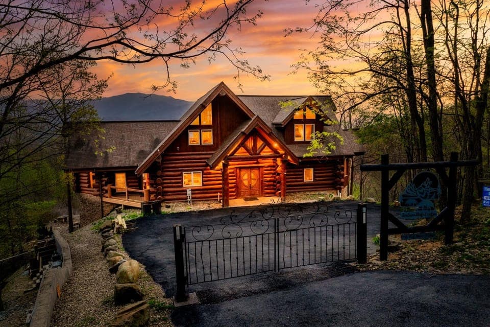 Property building, Natural landscape, Sunrise