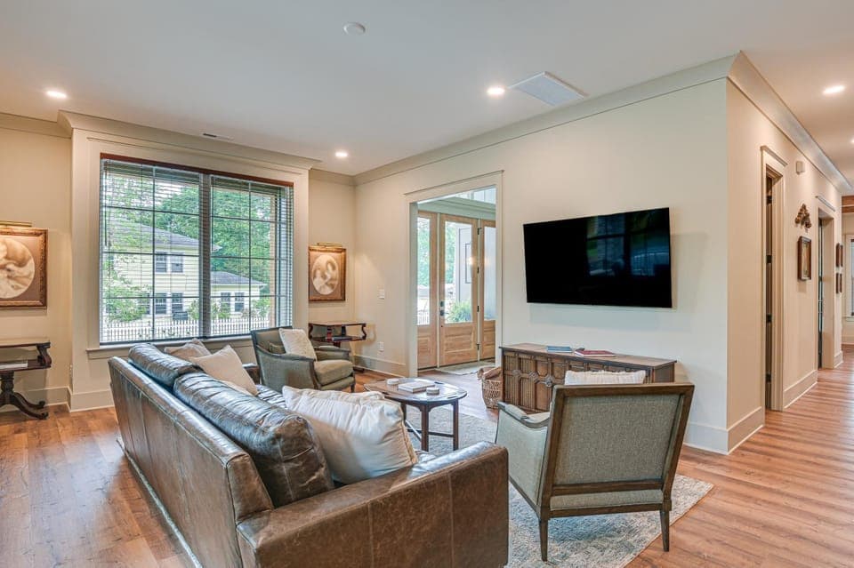 Idyllic Belmont Home < 1 Mi to Historic District! House in Belmont