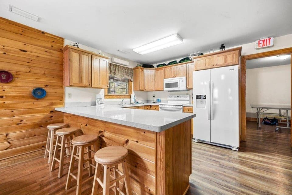 Poplar Point Condo Unit 12D by Eden Crest Apartment in Pigeon Forge
