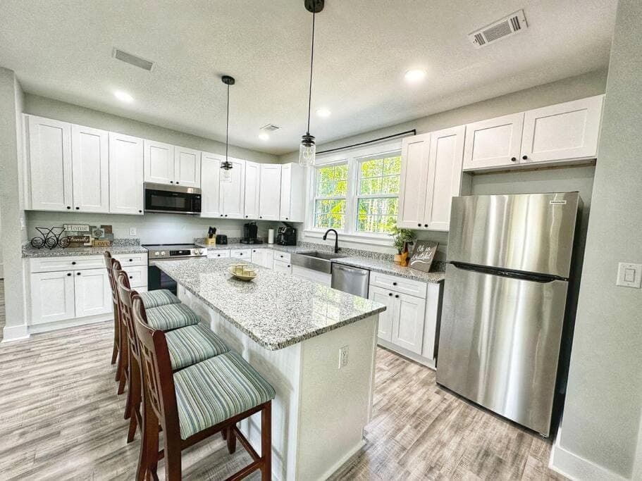 Seabrook Coastal Cottage - Beaufort Parris Island House in South Carolina