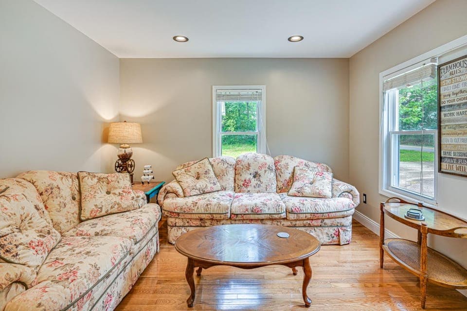 Peaceful Murray Home ~ 8 Mi to Kentucky Lake! House in Tennessee