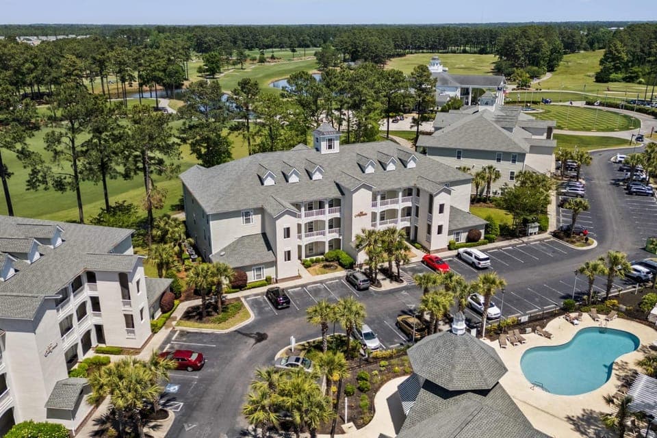 World Tour Golf Resort Course-front Unit 103 House in Carolina Forest