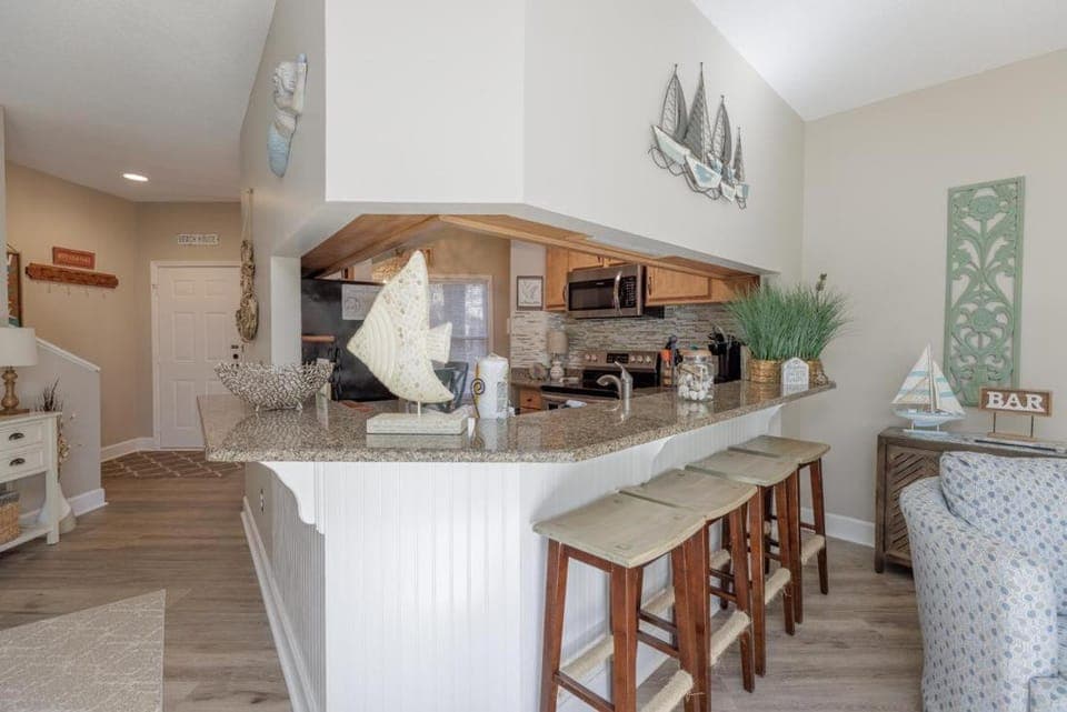 82 Ocean Breeze House in South Forest Beach