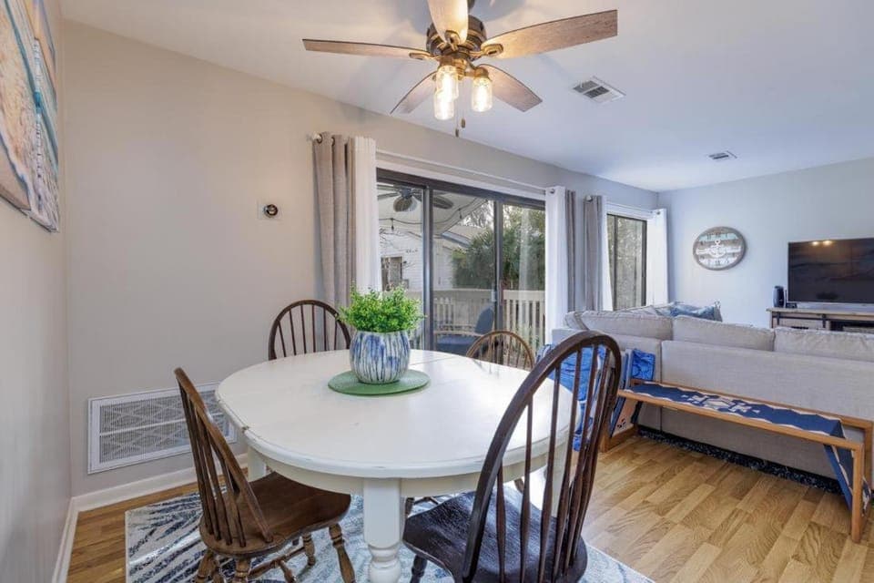 54 Forest Gardens Villa in South Forest Beach