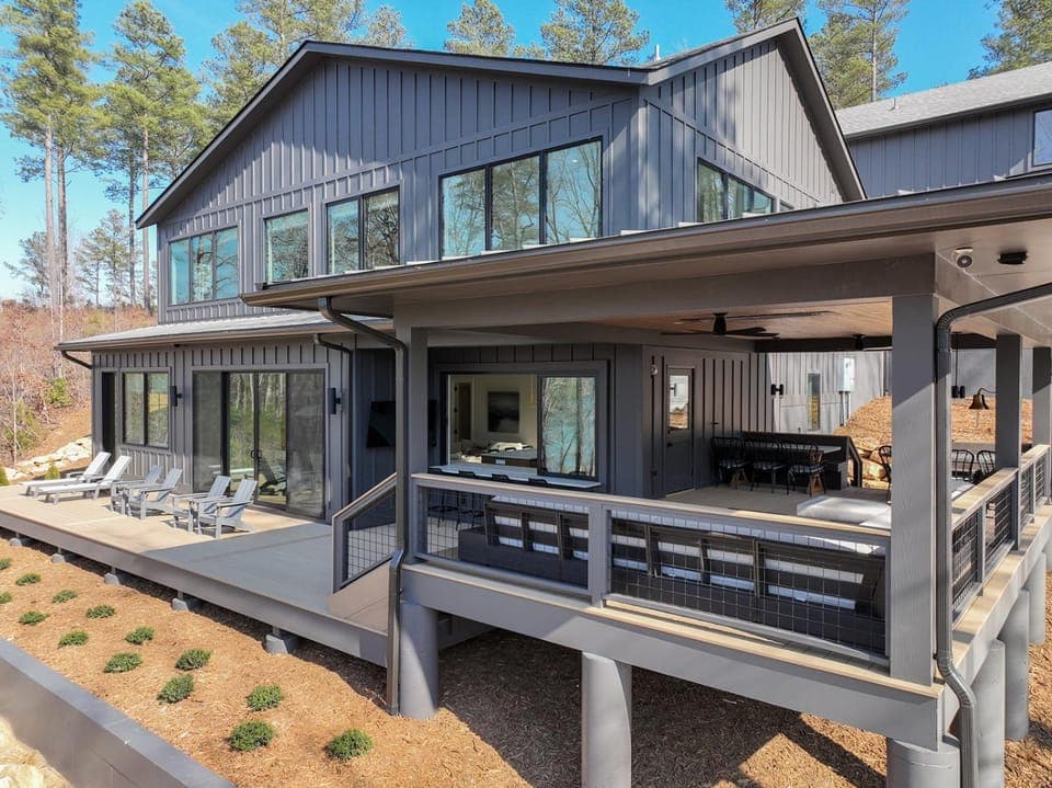 Property building, Balcony/Terrace