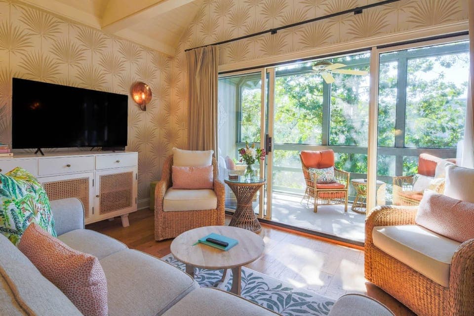 Palm Bungalow House in Kiawah Island