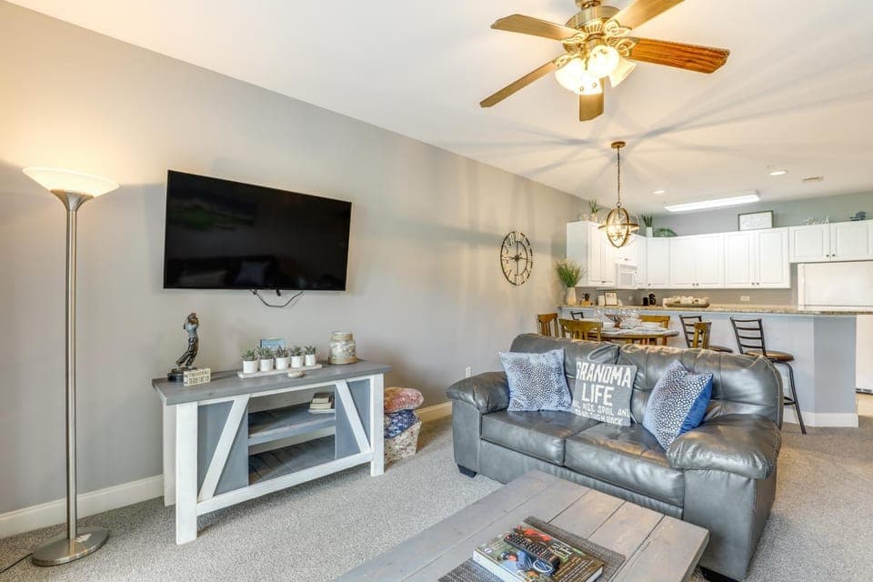 Golfer's Paradise: Myrtle Beach Gem w/ Course View House in Carolina Forest