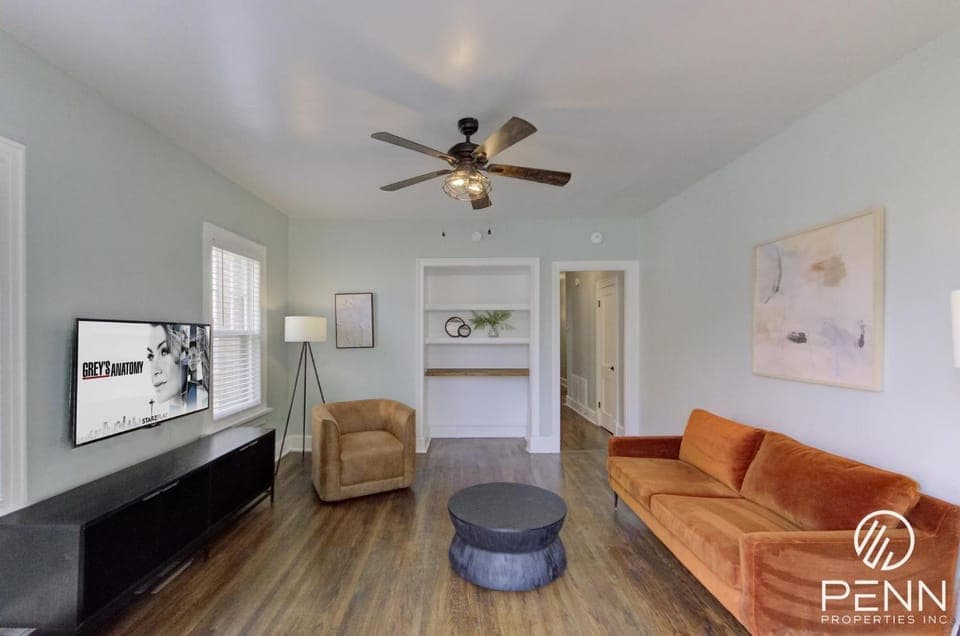 Communal lounge/ TV room, Living room